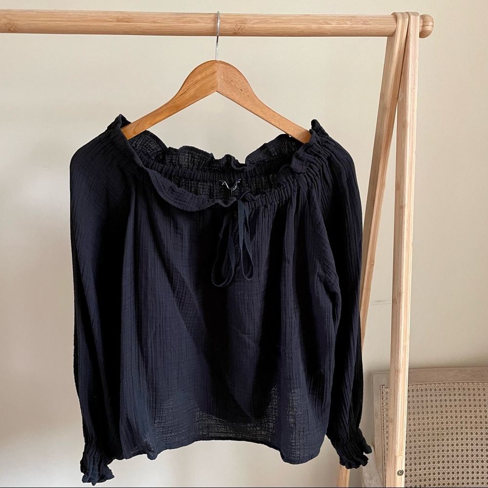 Zara Gauze Off the Shoulder Ruffle Top in Black - S